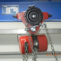 Manuall chain hoist with trolley