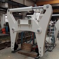 Tongs 40 000 kg