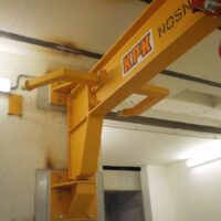 Wall mounted slewing jib crane 1500 kg